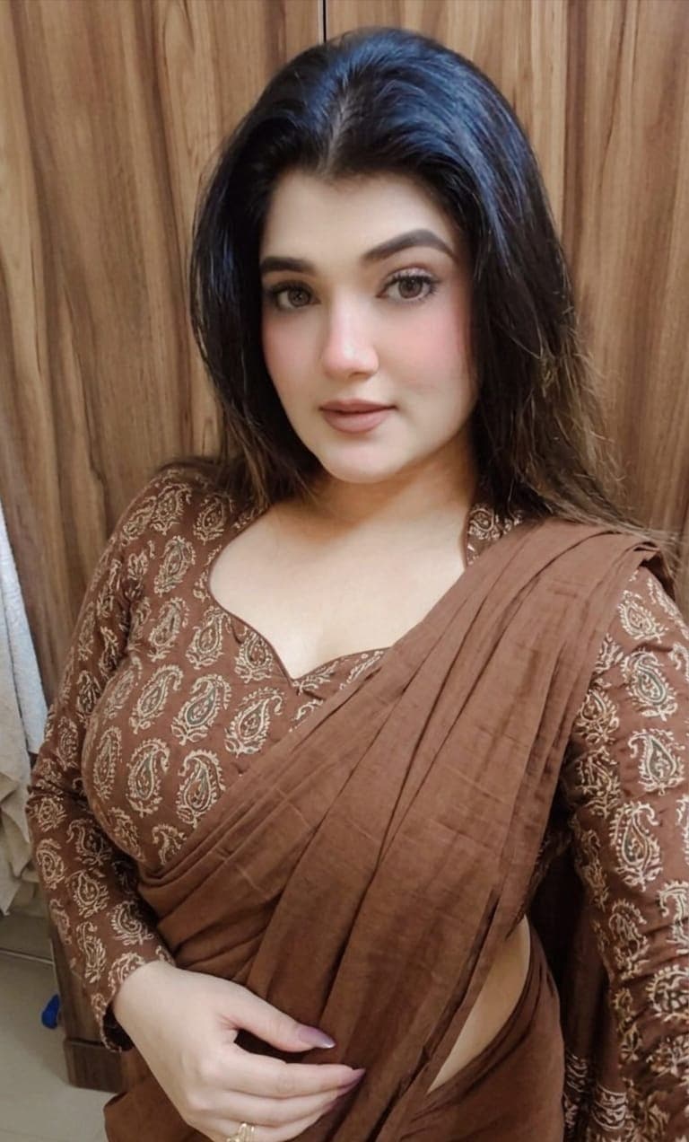 Zoya - Premium Escort